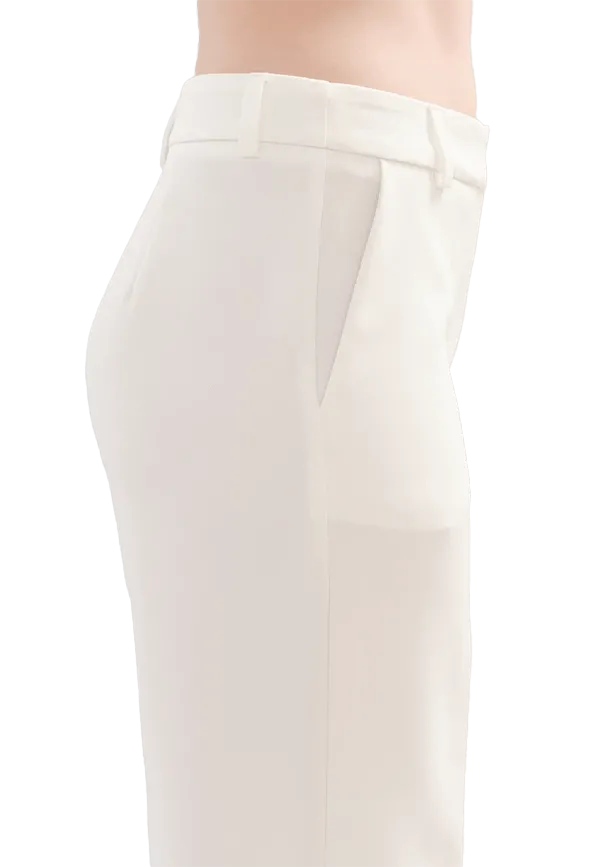White Wise - Tailleur pantalone ampio e tasche a toppa