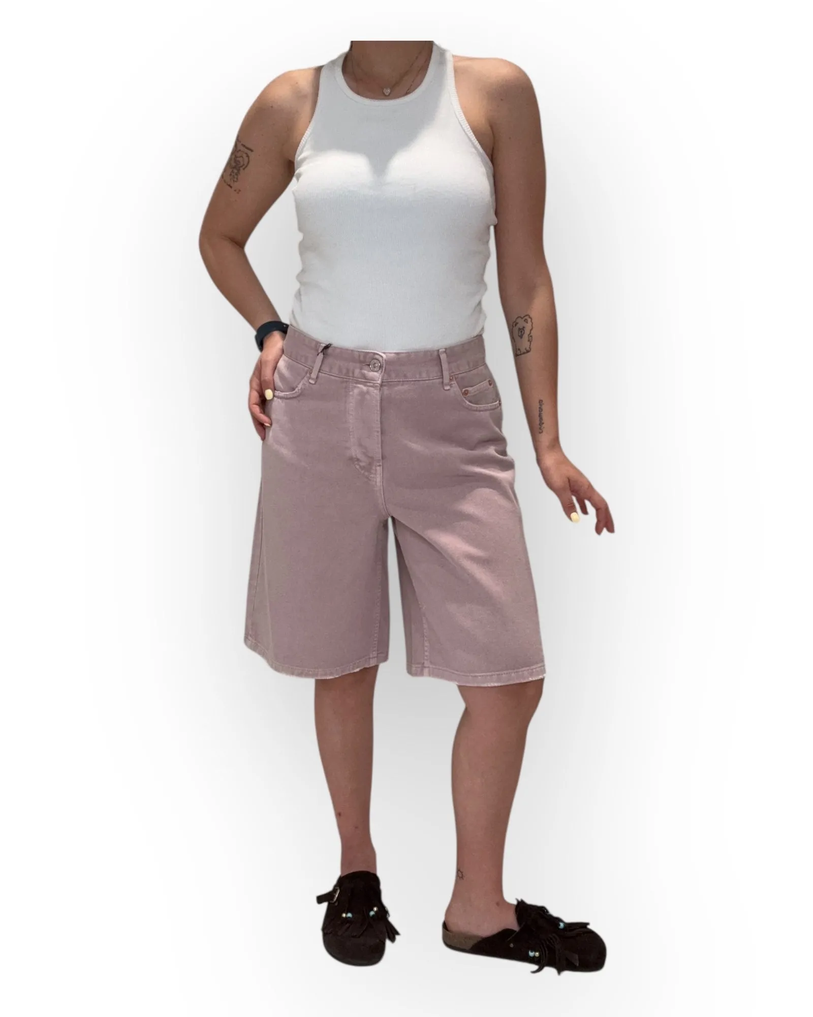 CJ12050 - BERMUDA - Tensione in