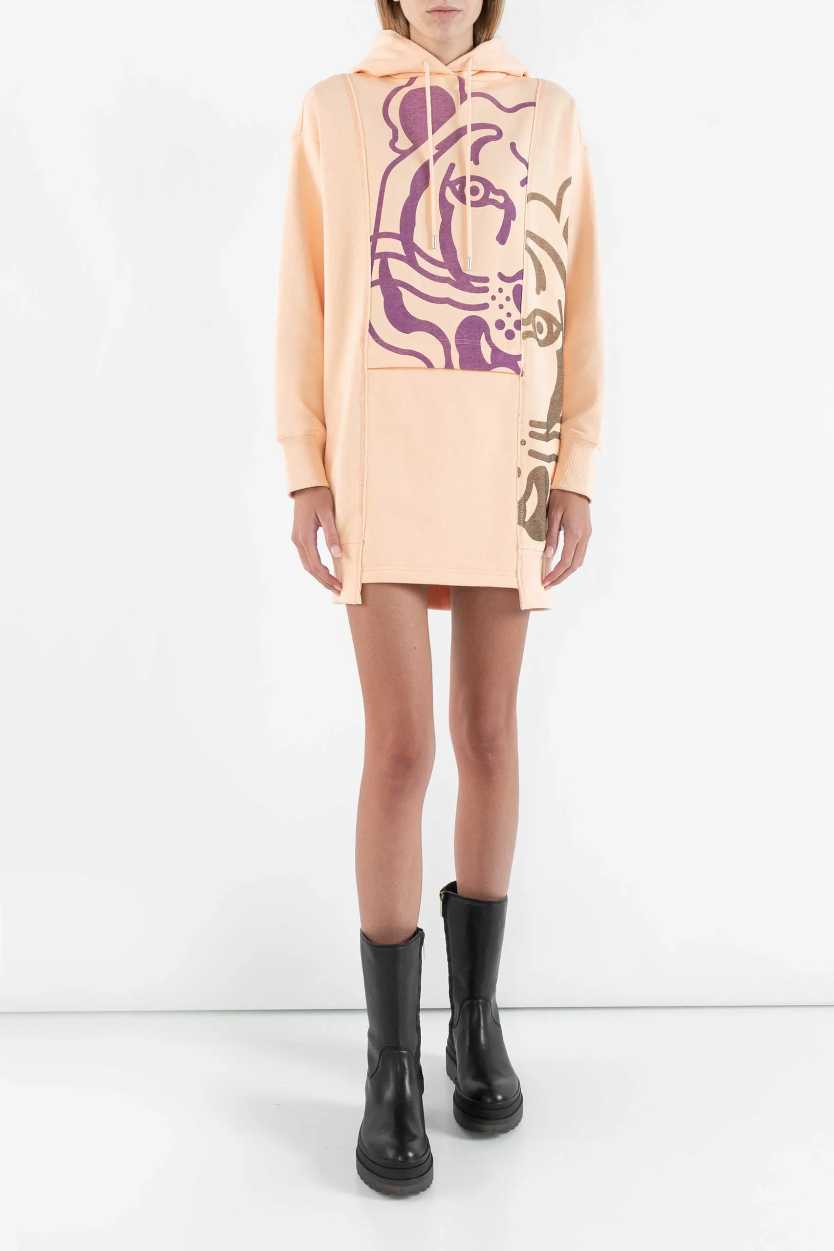 VESTITO CON CAPPUCCIO ROSA