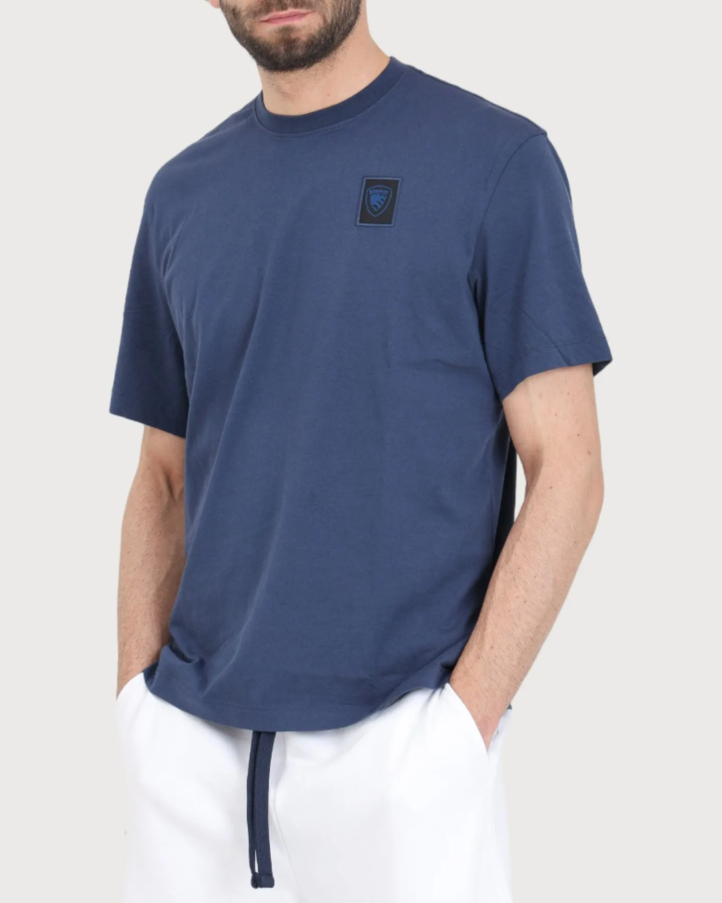 Blauer T-Shirt Patch Logo