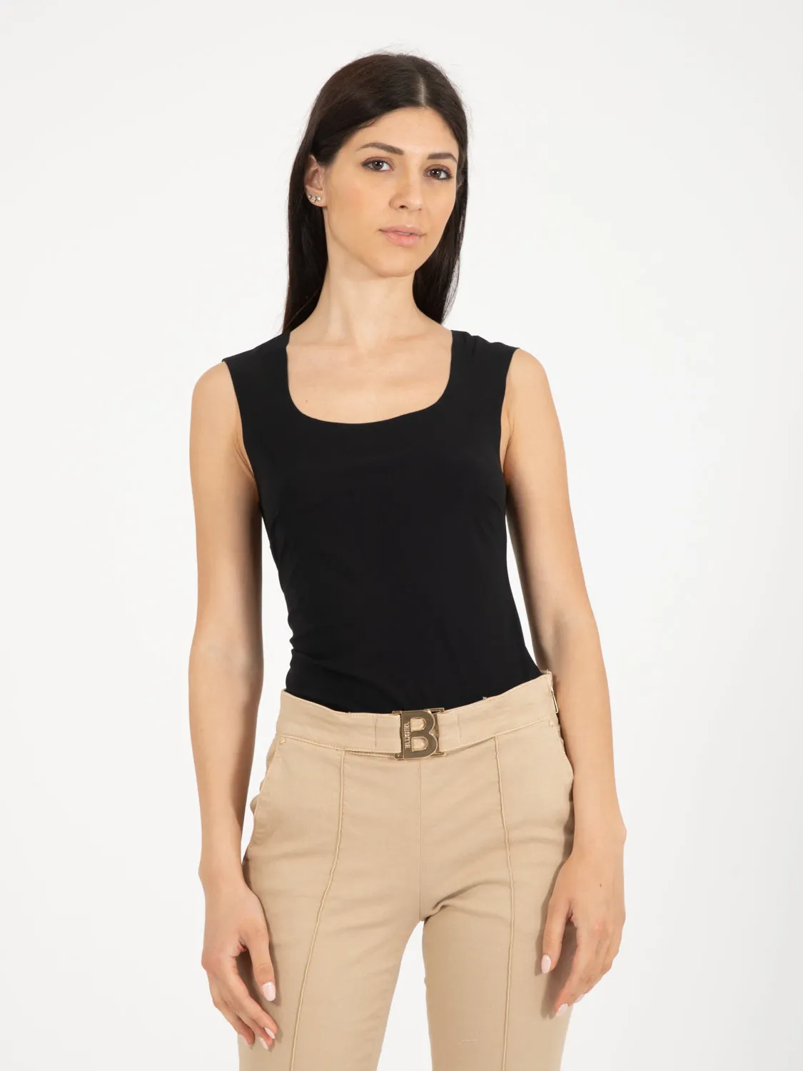 Top stretch taglio vivo nero