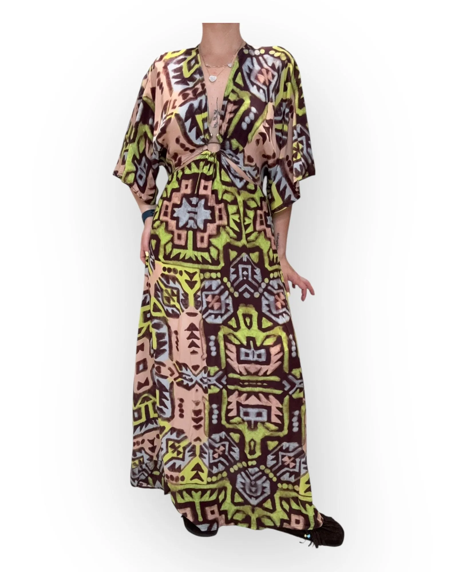 107T - ABITO - Tensione in