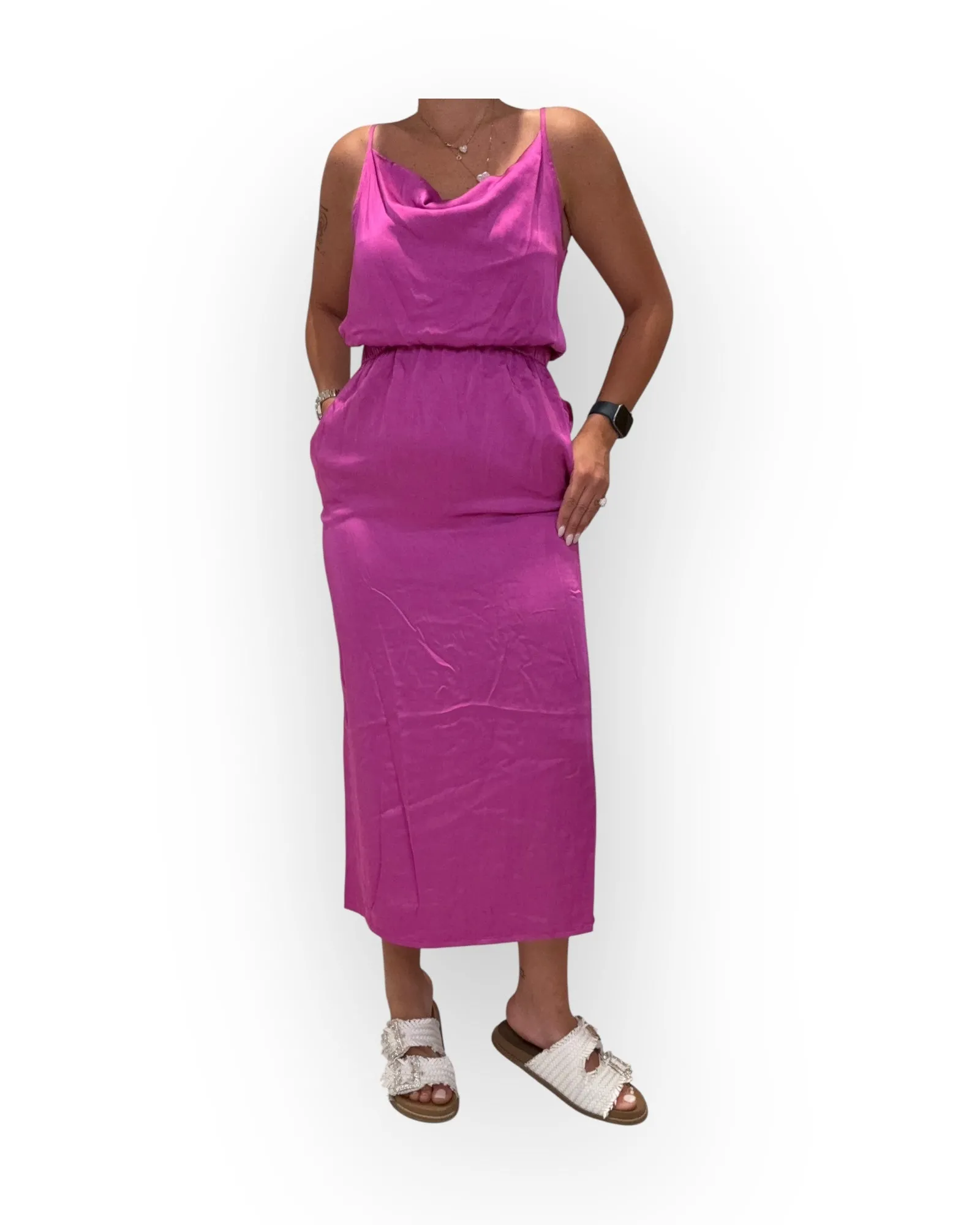 84207V47 - ABITO - Tensione in