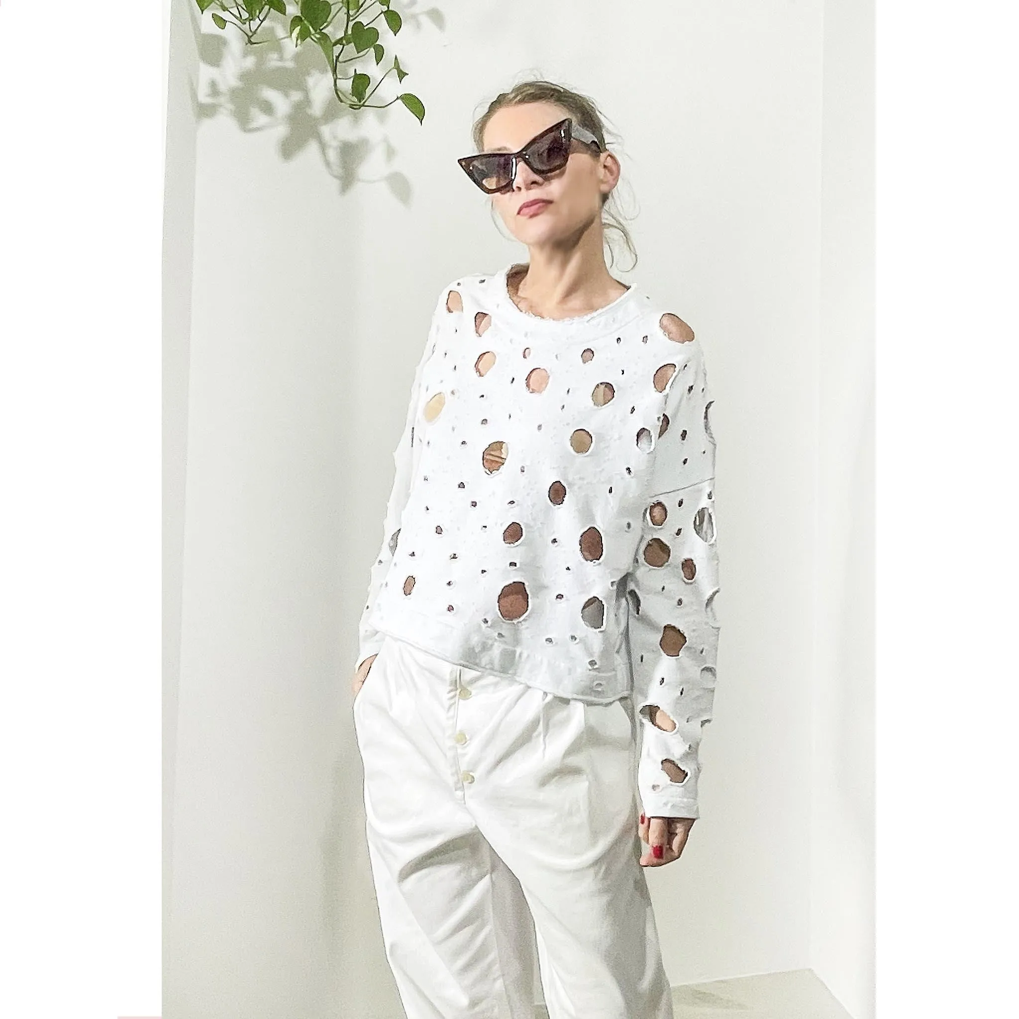 MINNIE HOLES - Felpa bianca