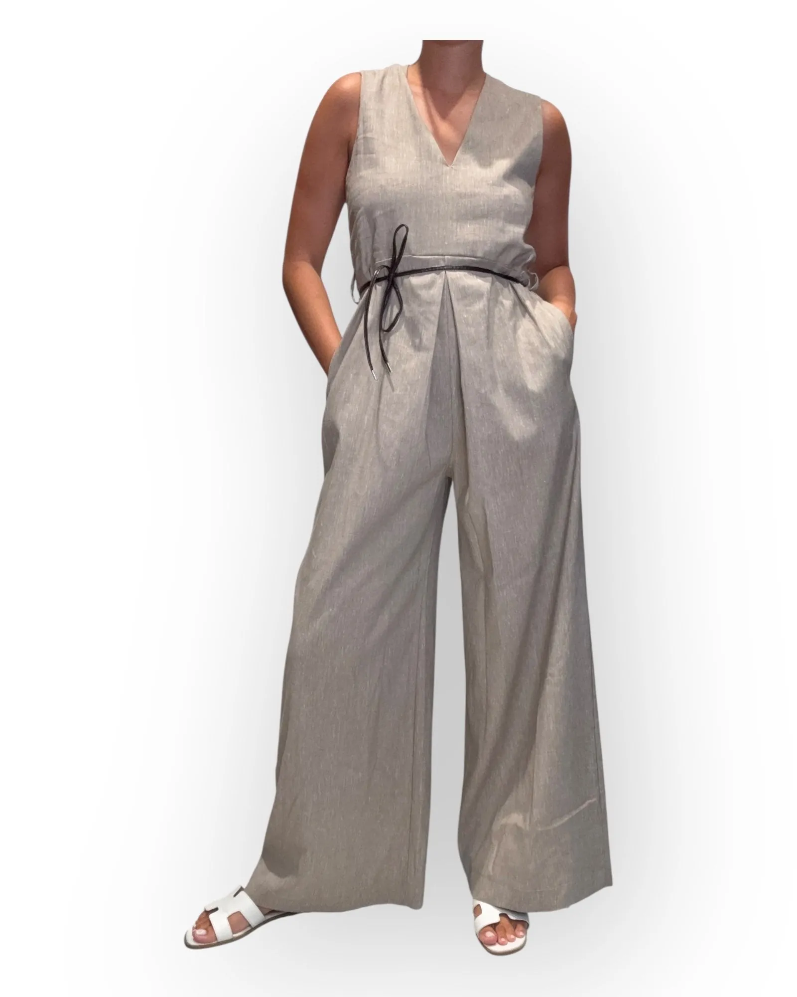 S25U956 - TUTA - motel