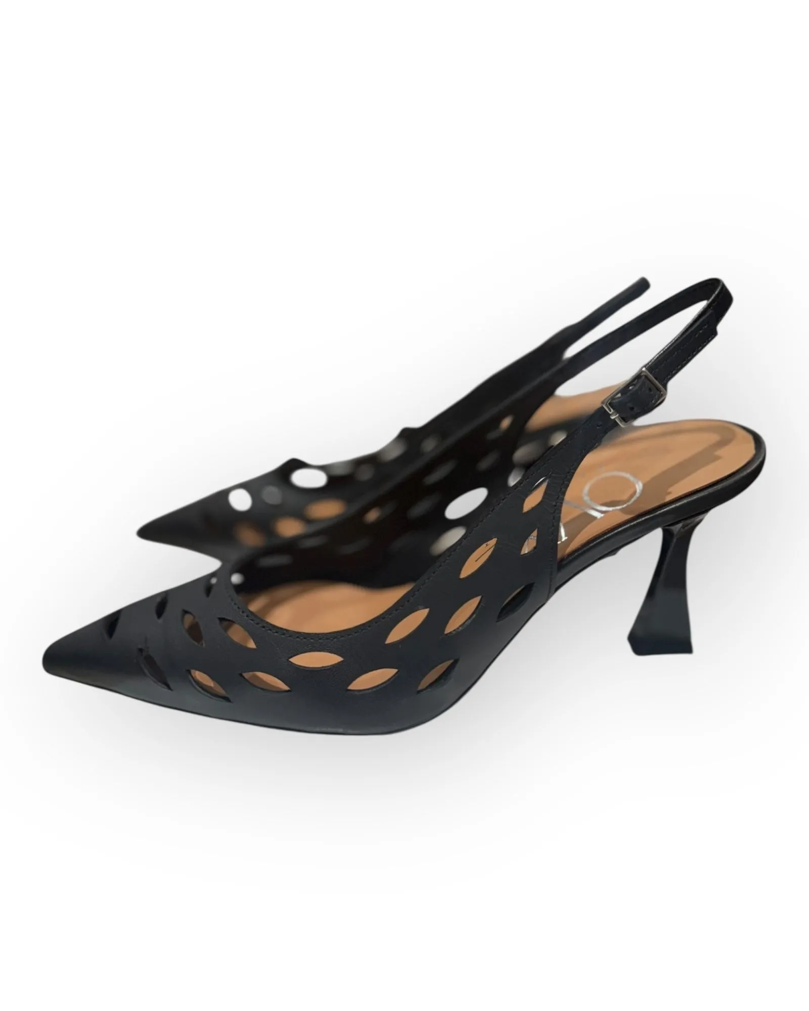 AMN230 - Slingback - OVYE'