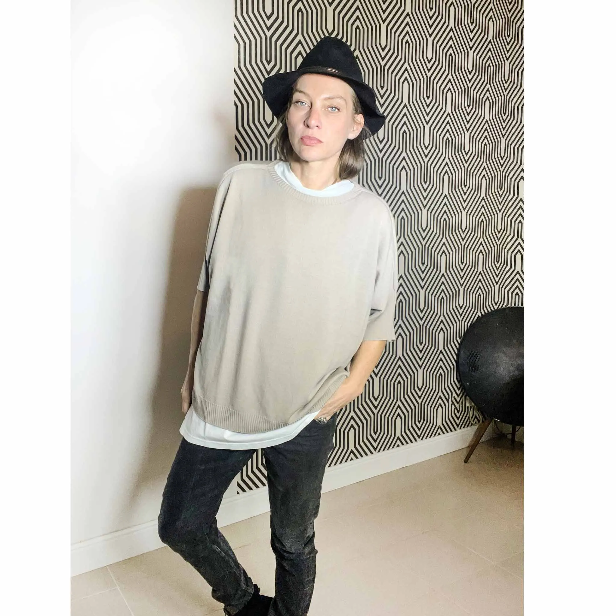 TEUTA - T-shirt over in 100% lana vergine