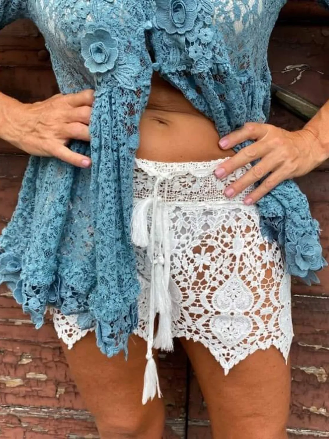 Short bianchi in pizzo