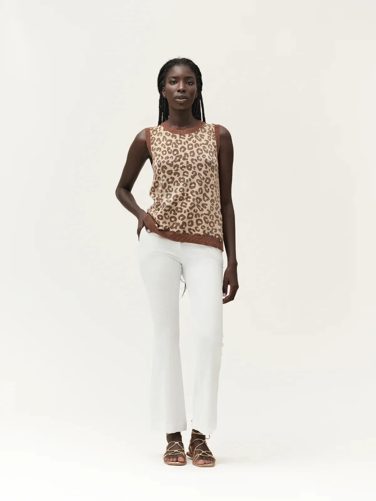 SMANICATO - WHITE WISE