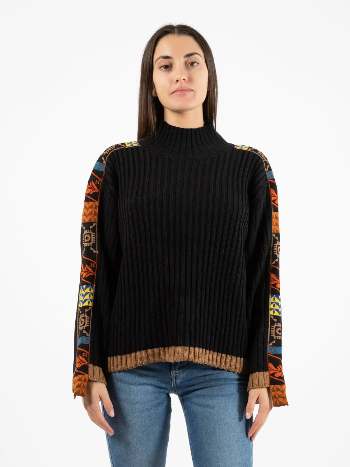 Pullover con inserti etnici nero