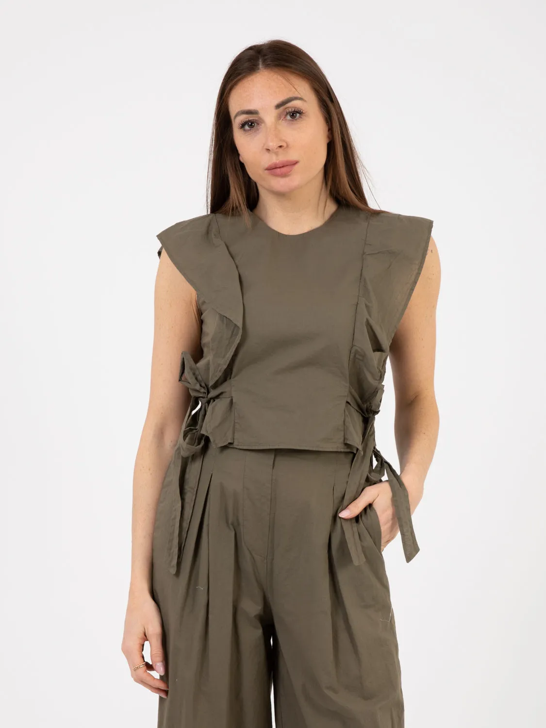 Blusa con volant army