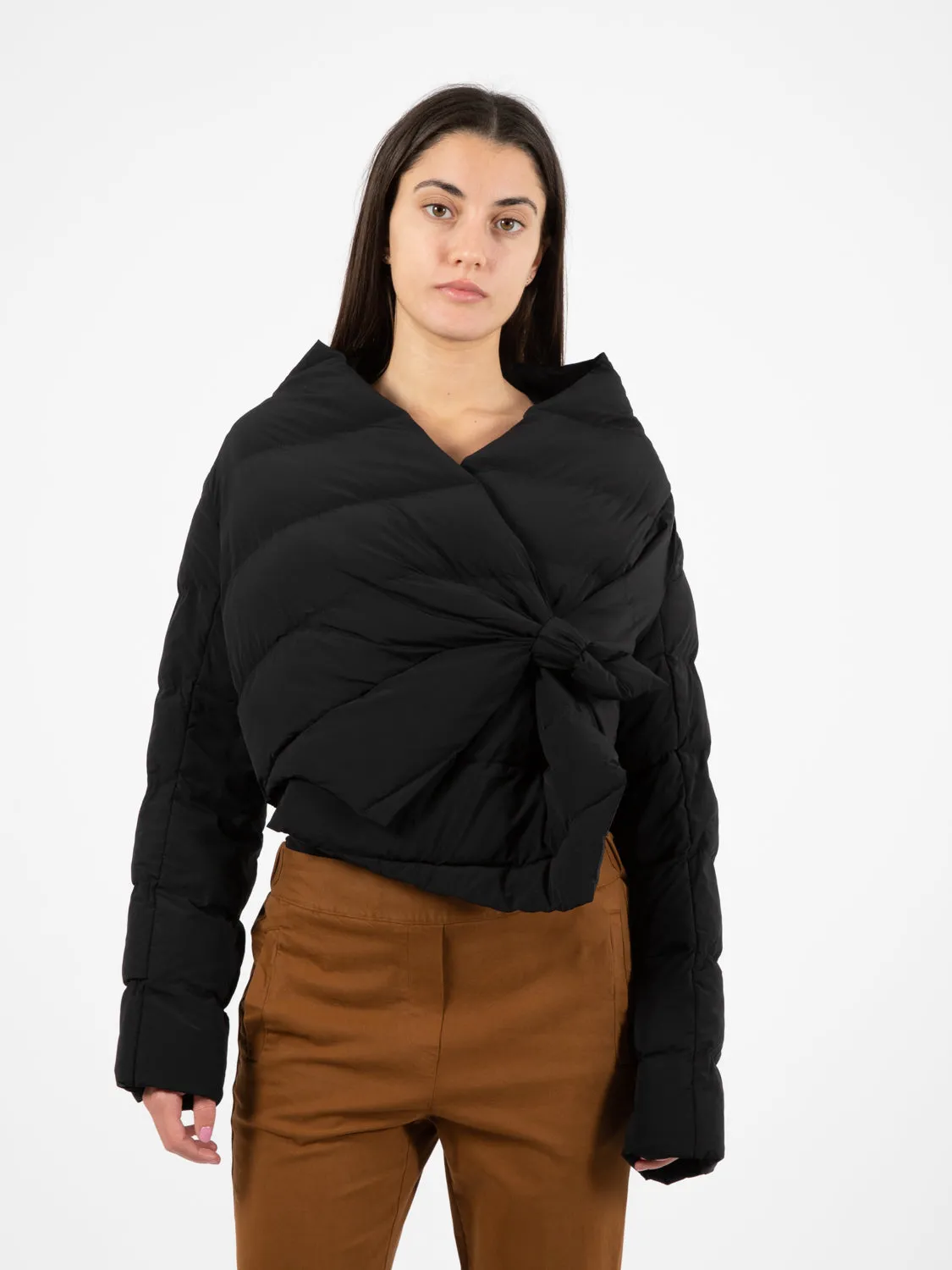 Piumino corto nero diamante