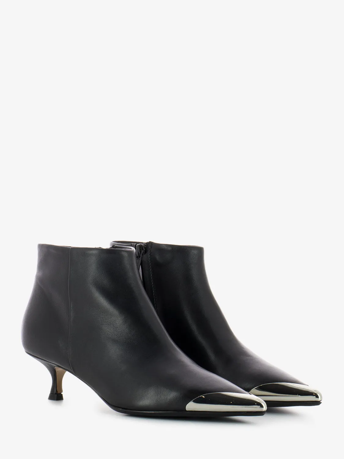 Tronchetti con punta metallica nappa nero / acciaio