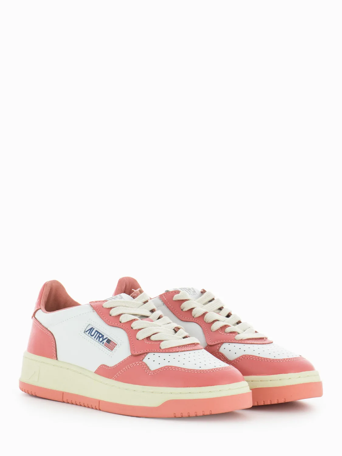 01 Low woman in pelle lobster