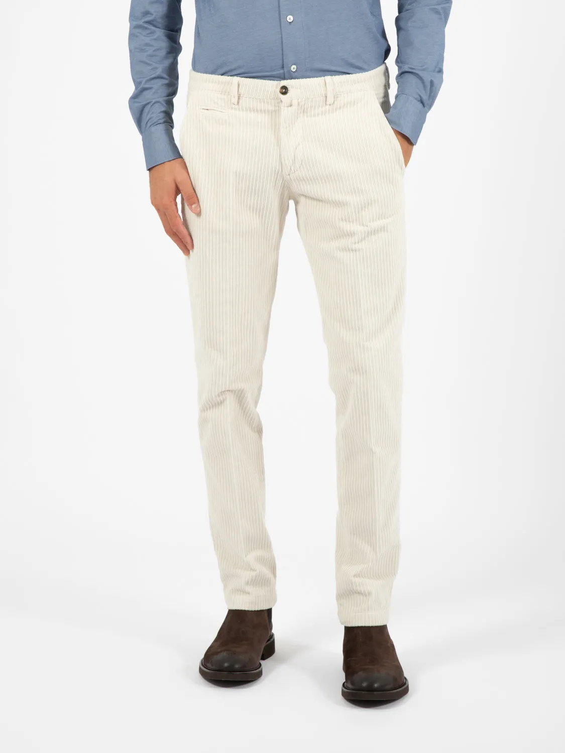 Pantalone slim in velluto a coste panna