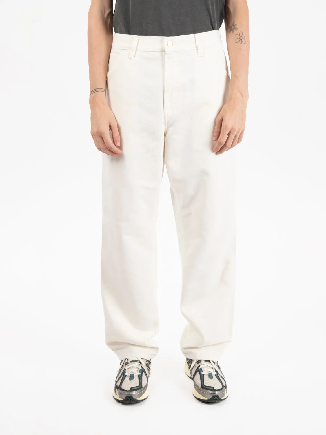 Single knee pant wax