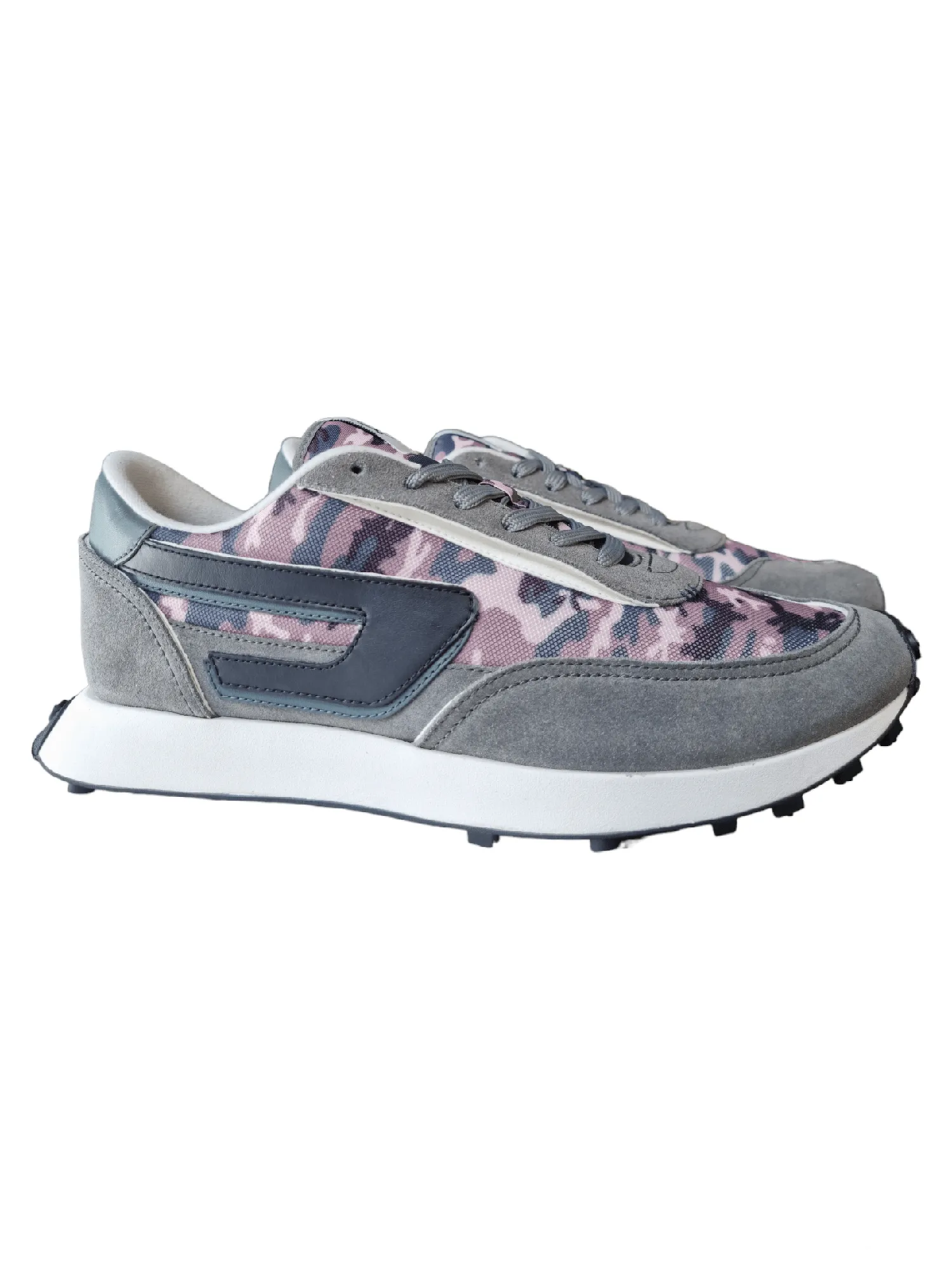 Diesel Sneaker in mesh camouflage e pelle scamosciata.