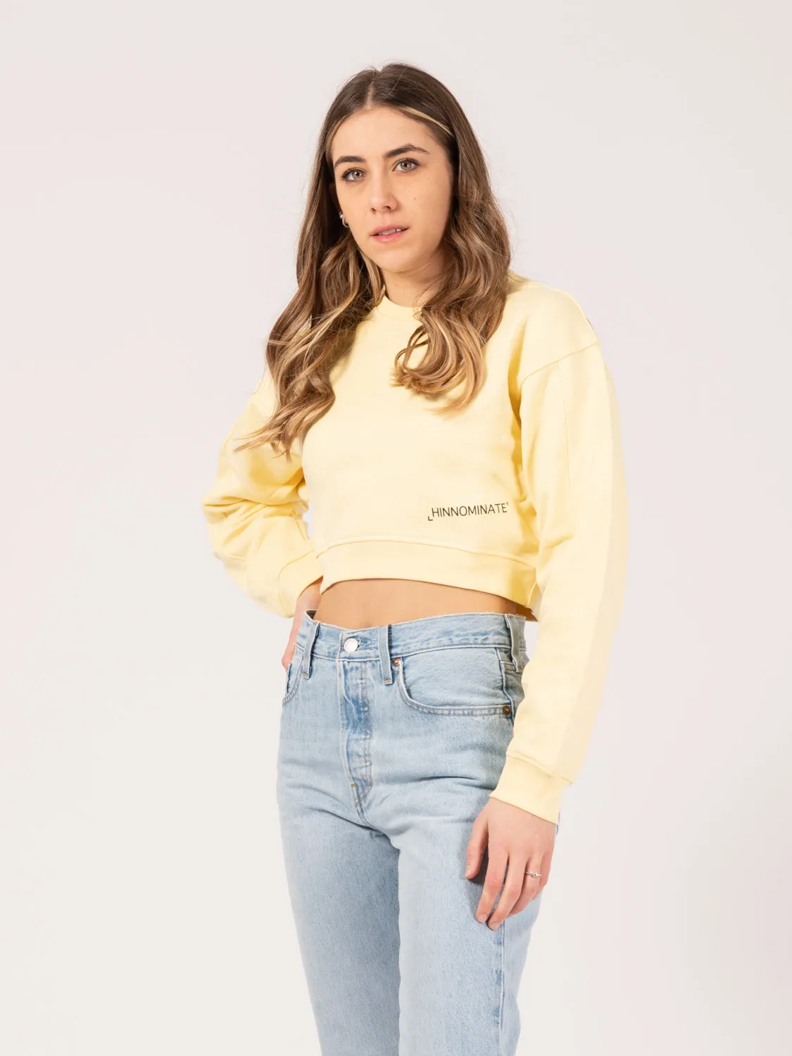 Felpa corta girocollo giallo paglia