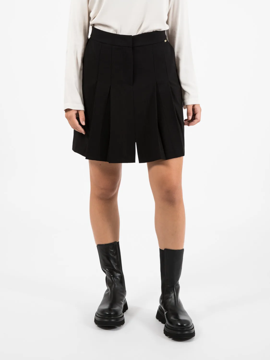 Gonna corta plissettata nera