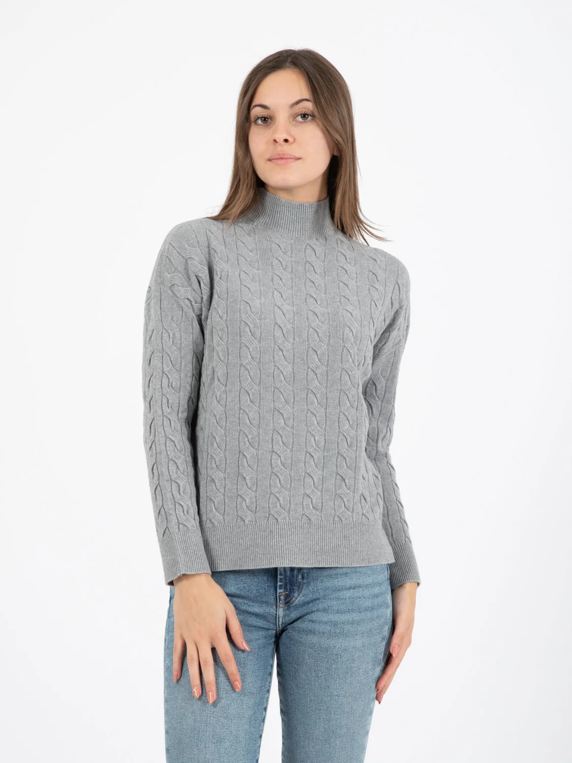 Maglione lupetto a trecce grigio