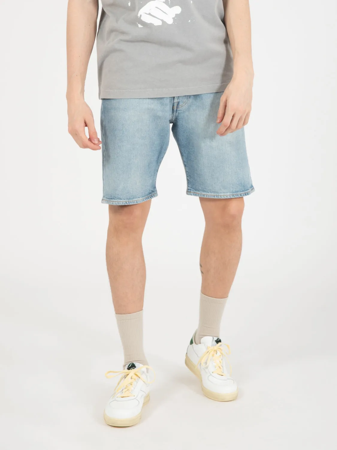501® Original Shorts denim medio chiaro
