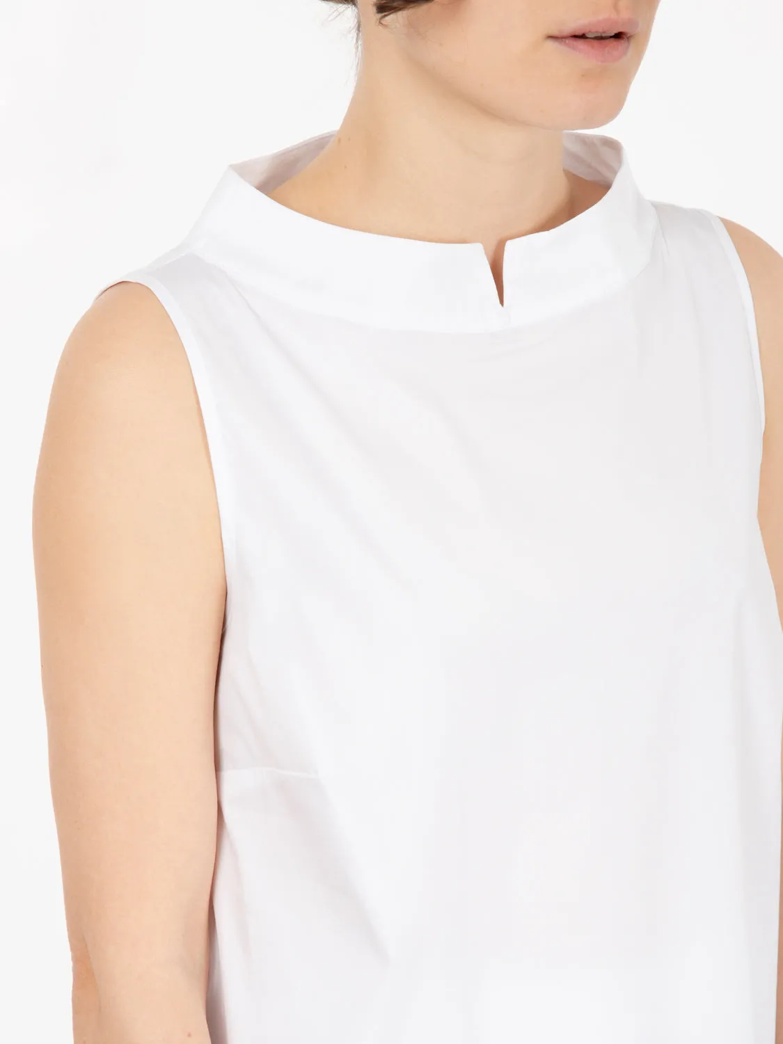 Canotta con collo a cratere bianca