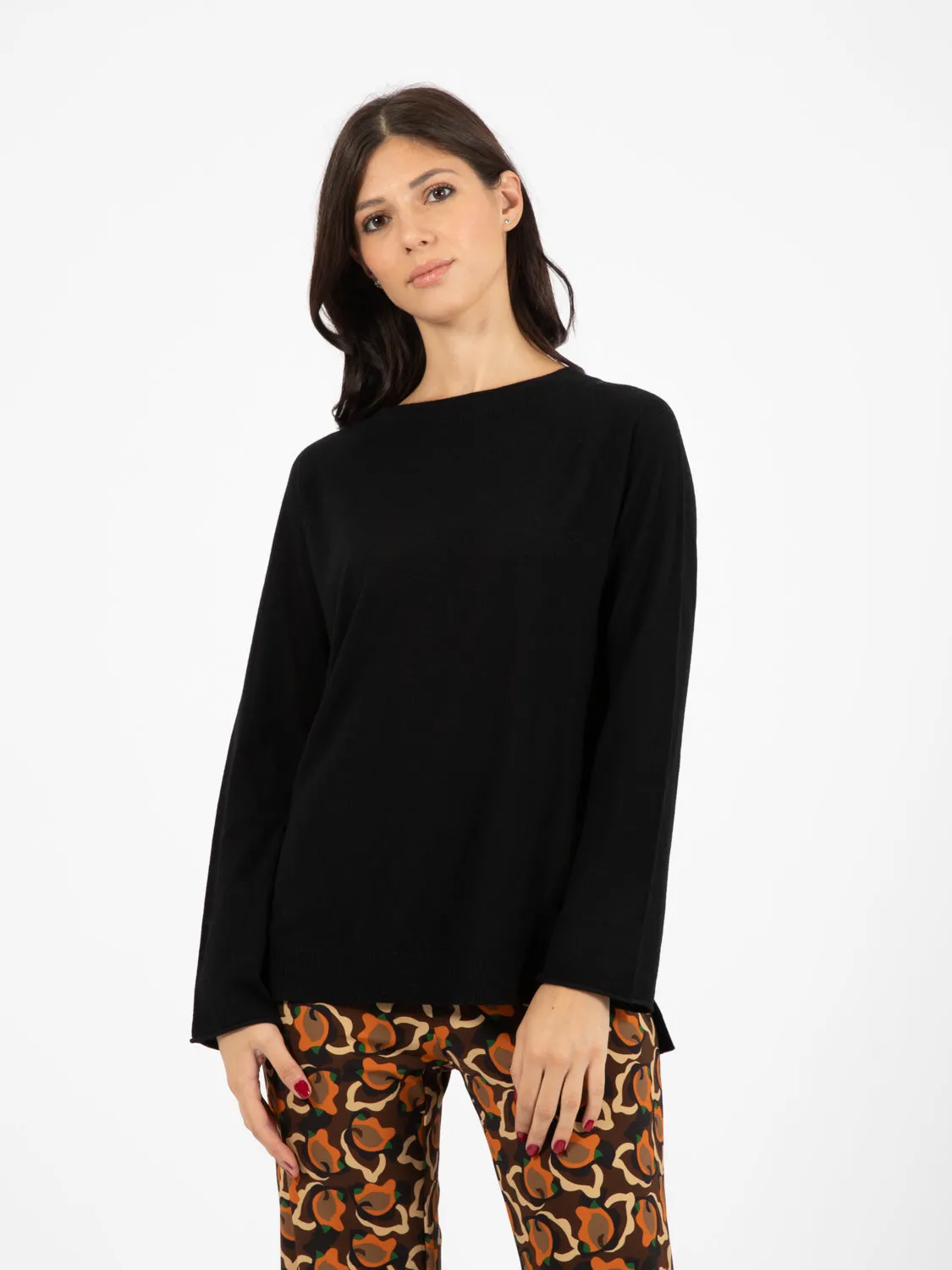 Maglia scollo ampio nero