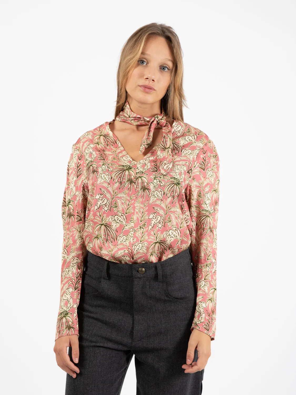 Blusa con fiocco a fantasia rosa