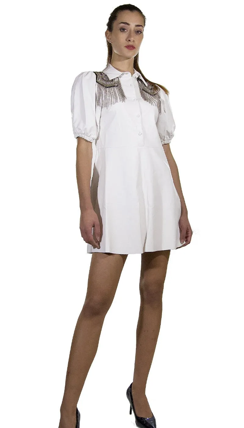 ODI ET AMO Abito corto bianco in ecopelle spalle a palloncino e patch. A089U1