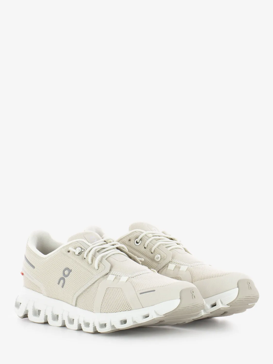 Cloud 6 pearl / white