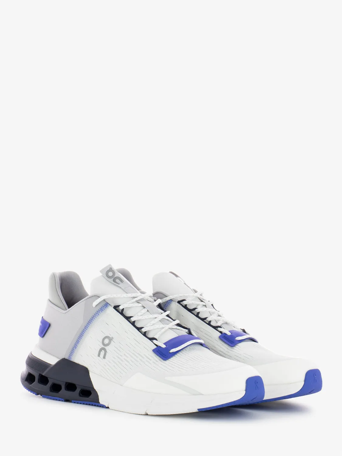 Cloudnova flux undyed-white / cobalt