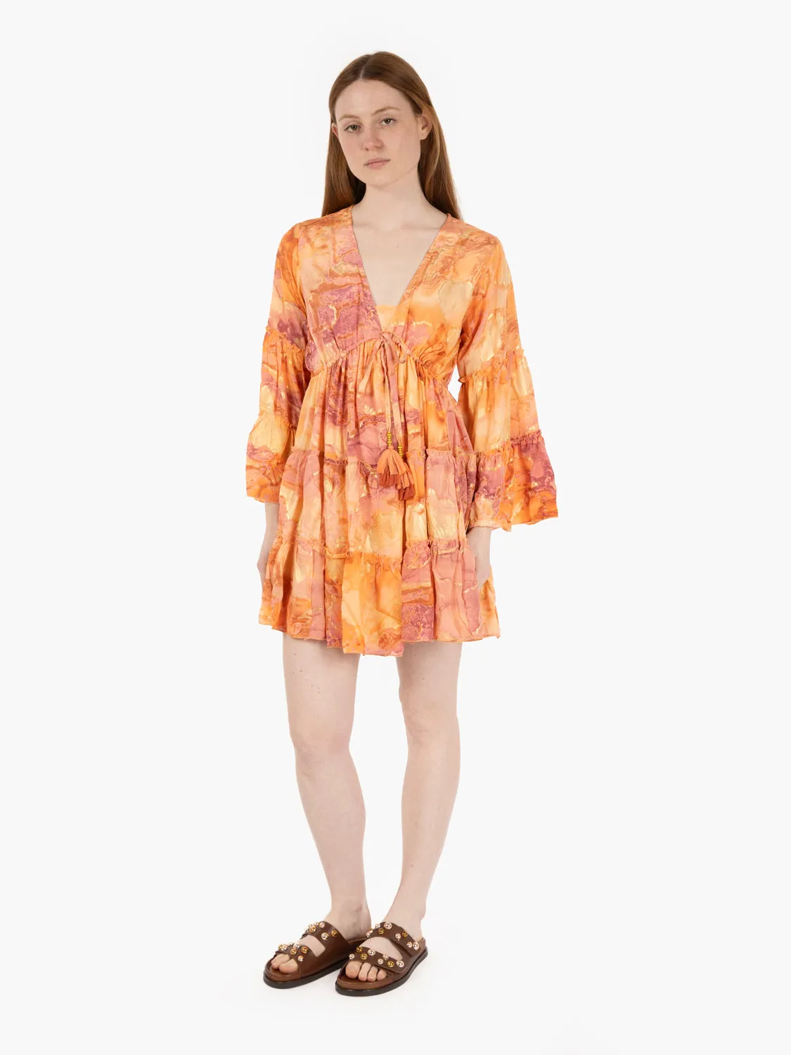 Abito corto a balze manica lunga arancio