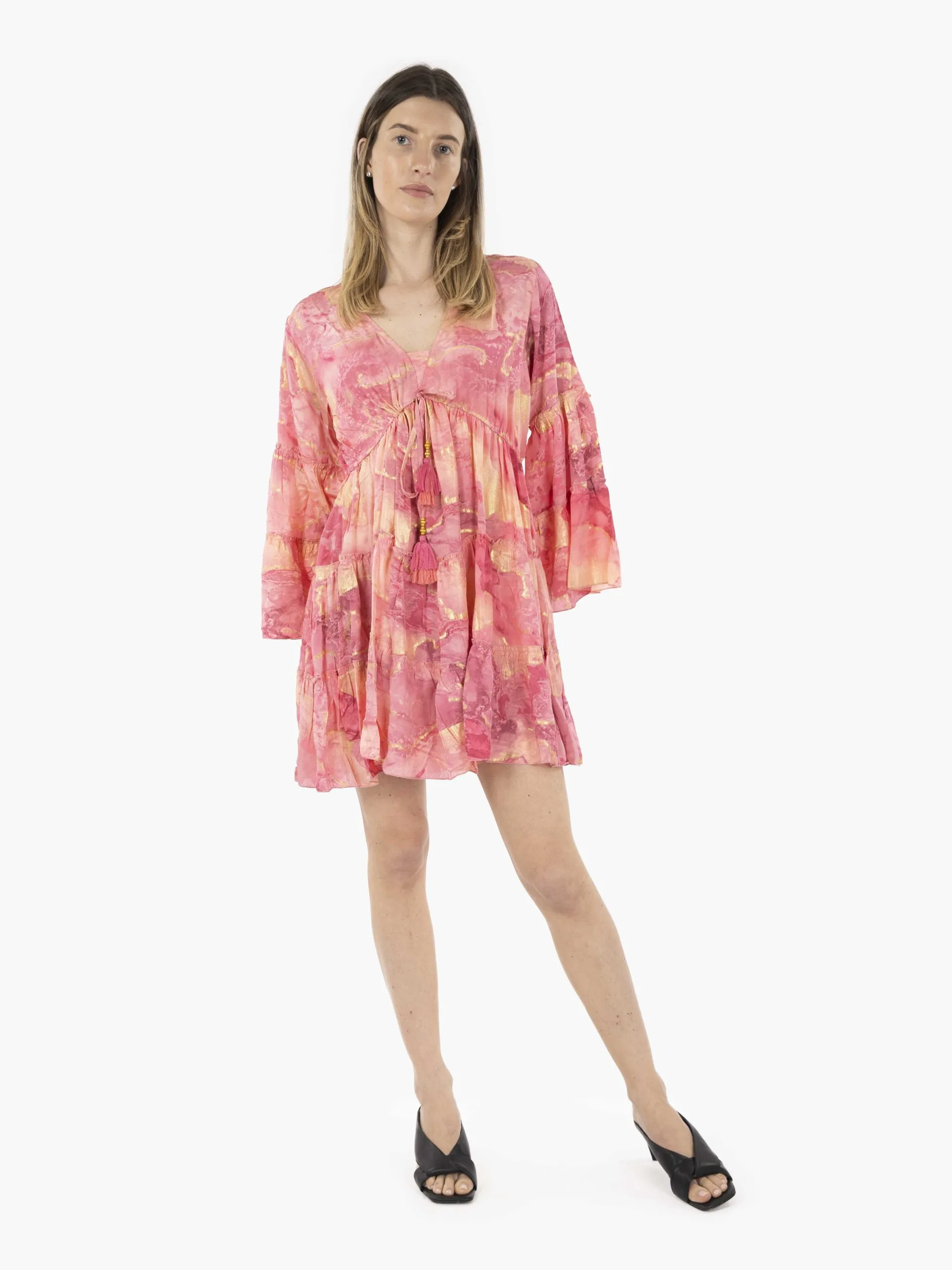 Abito corto a balze manica lunga rosa