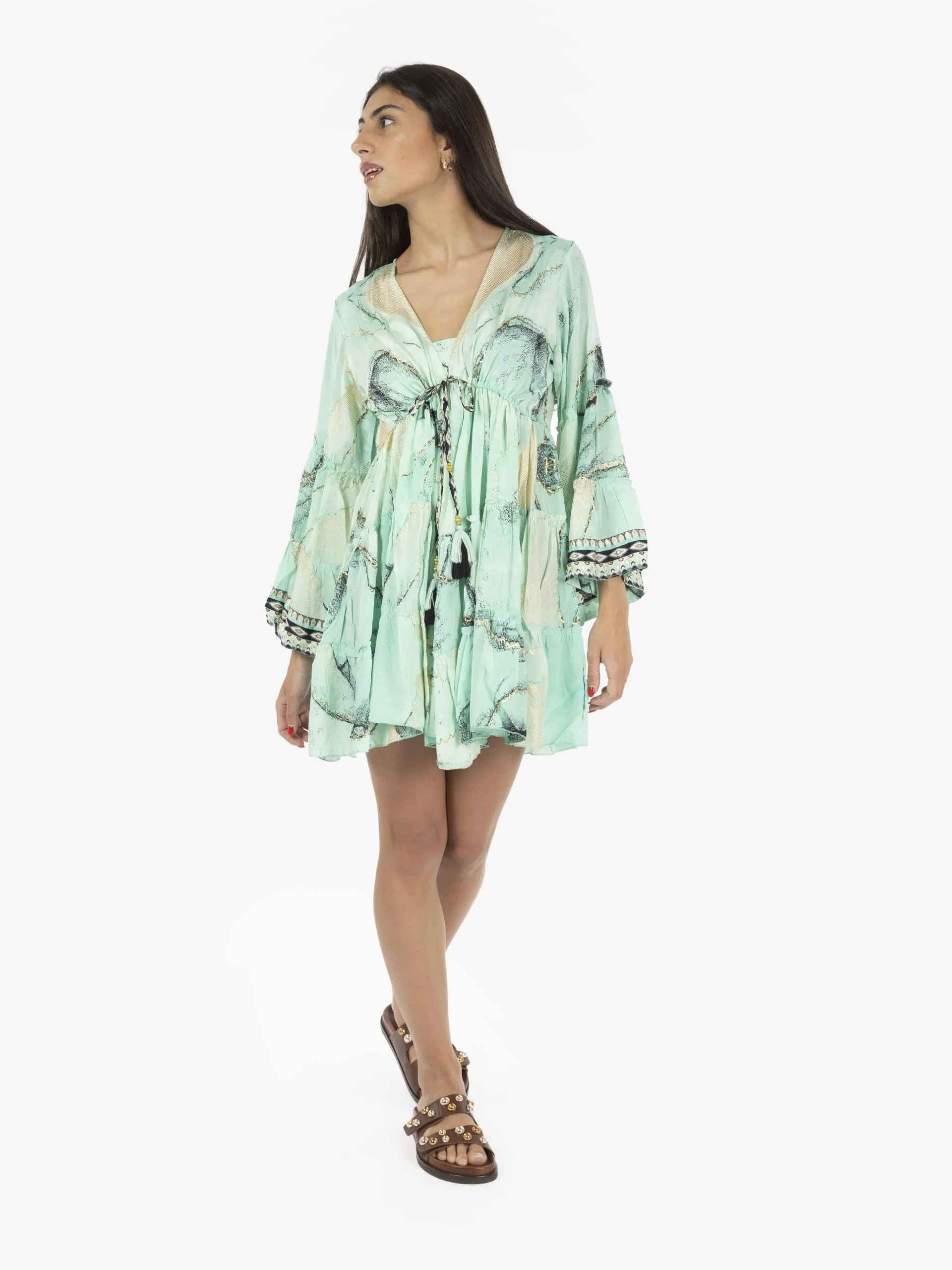 Abito corto a balze manica lunga verde