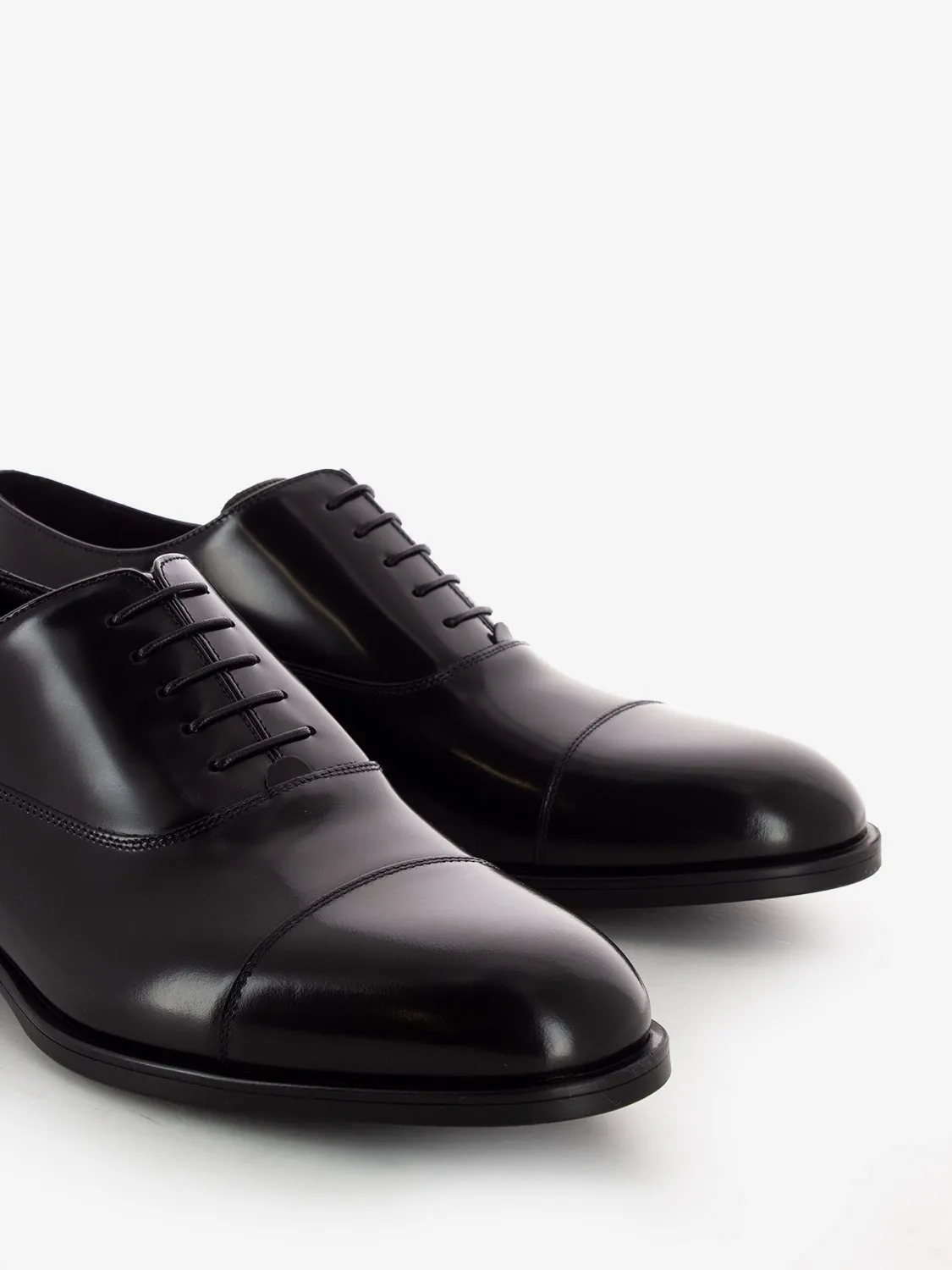 Scarpa derby allacciata nero