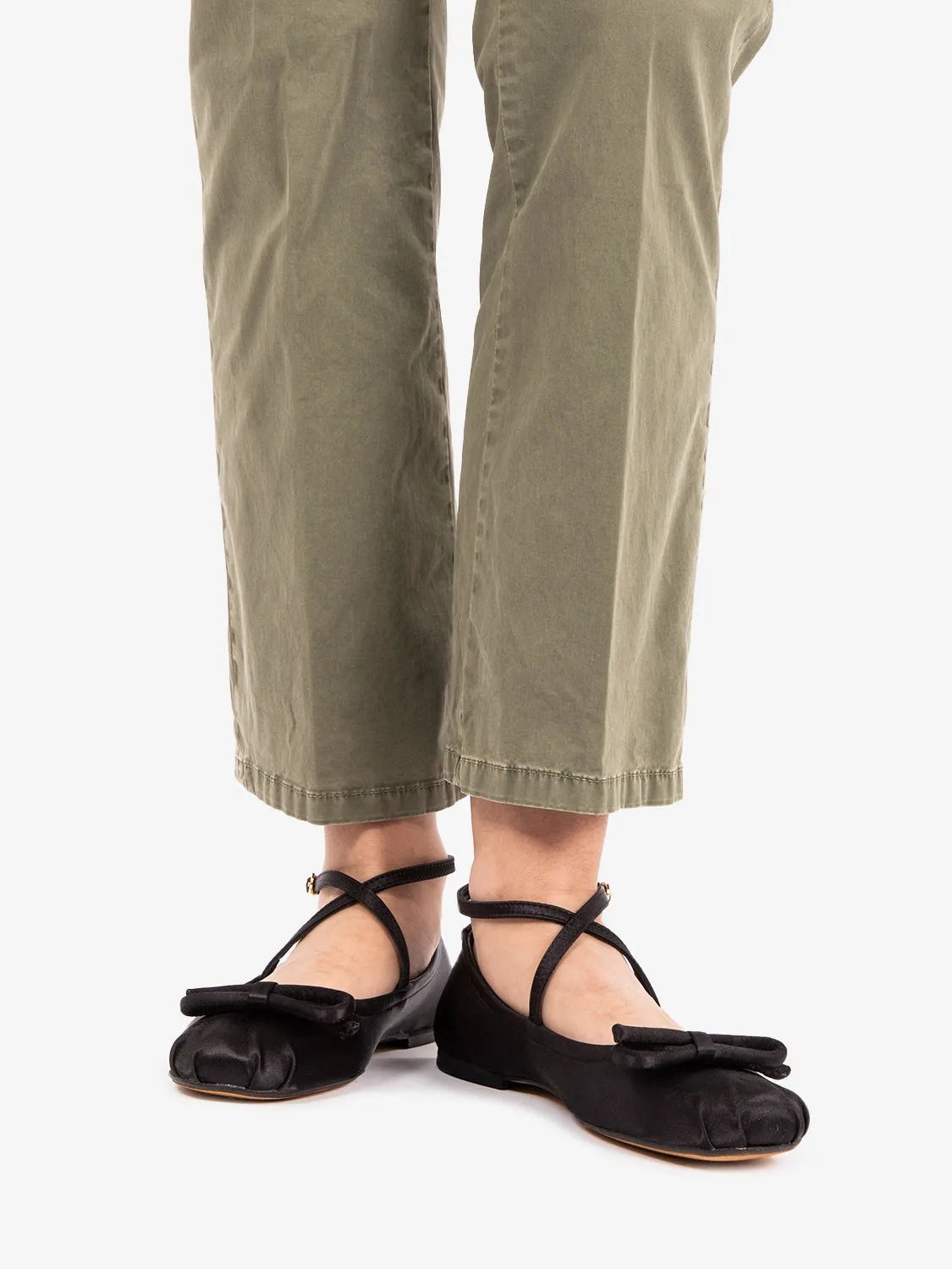 Ballerina in raso nero