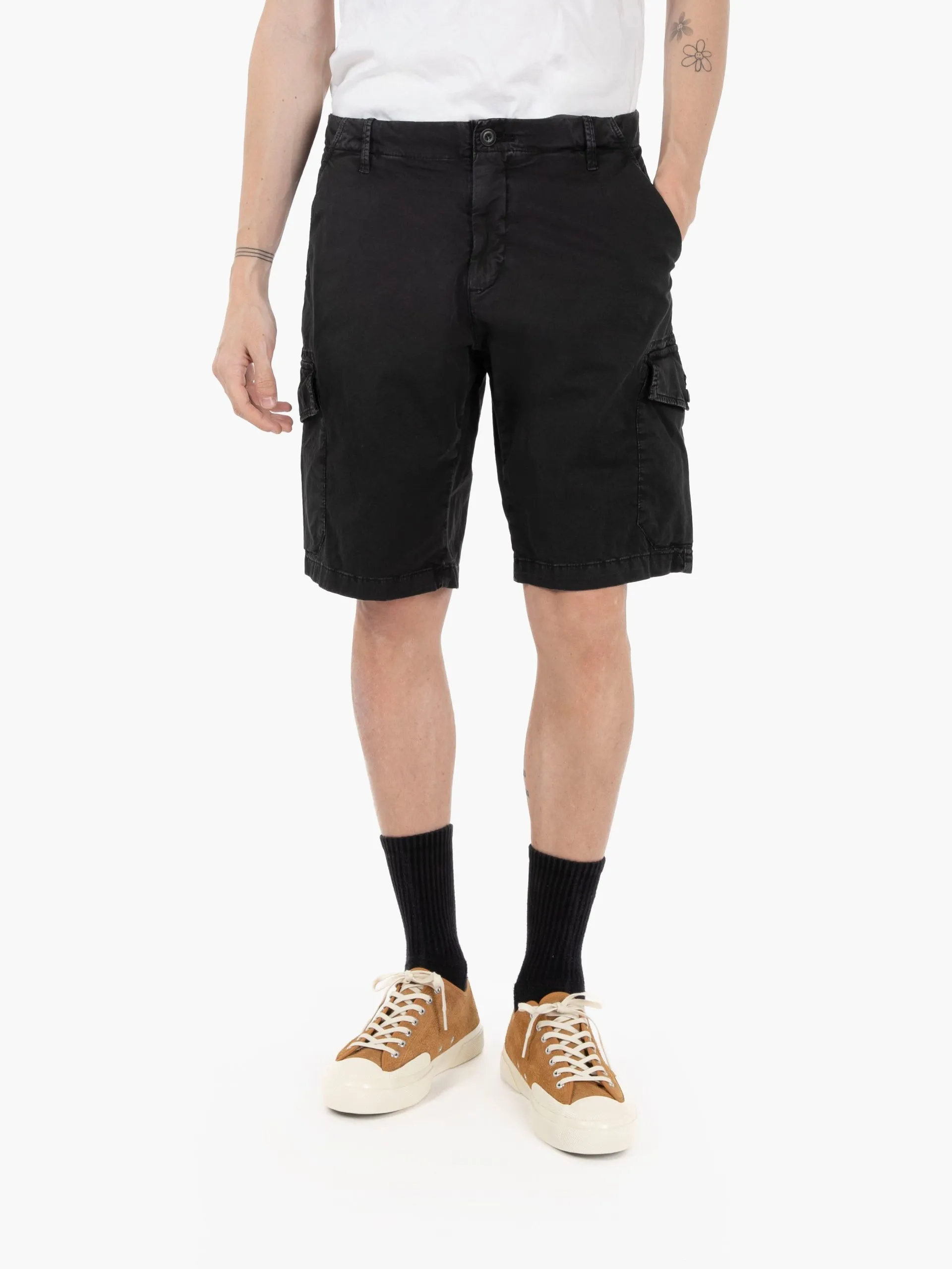 Bermuda cargo Antony neri