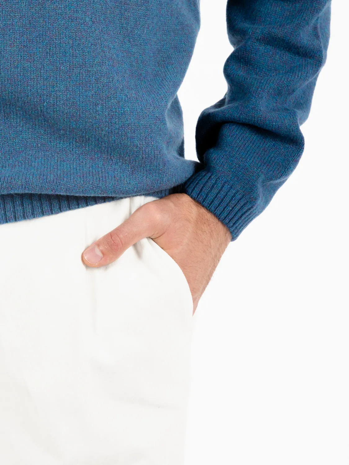 Maglione rasato girocollo azzurro