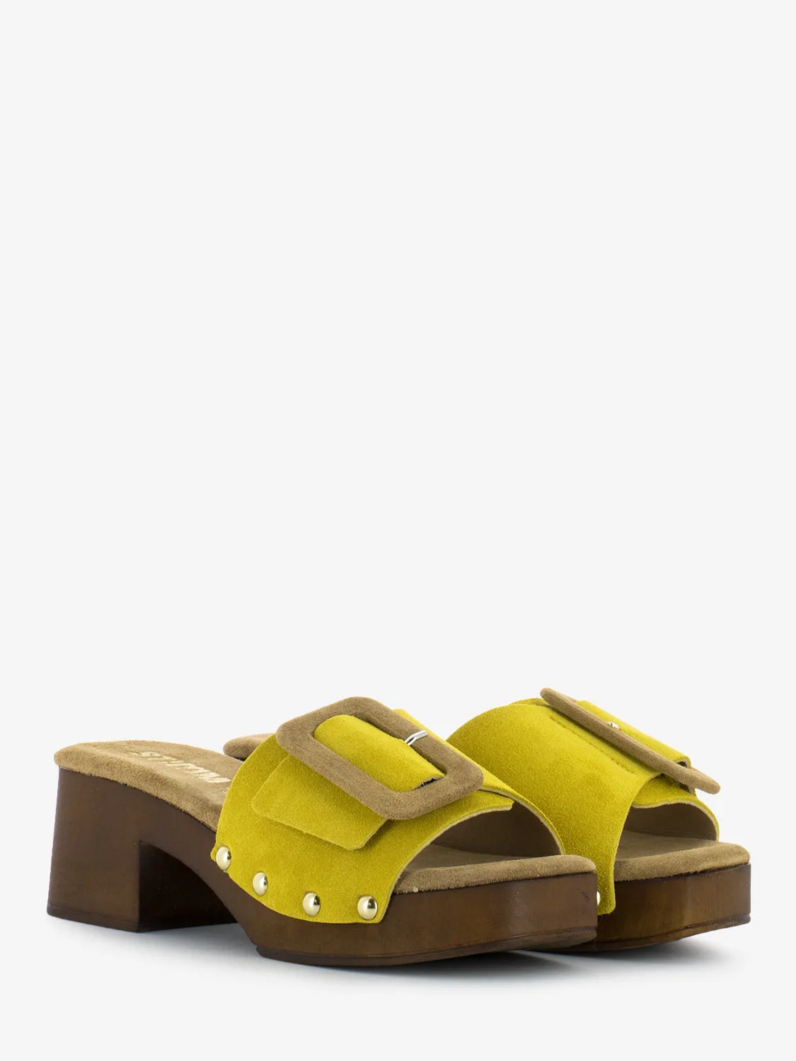 Zoccoli in camoscio gialli
