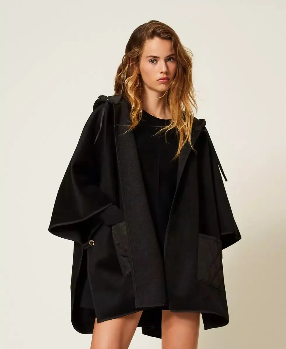 Twinset Poncho in maglia con tasche