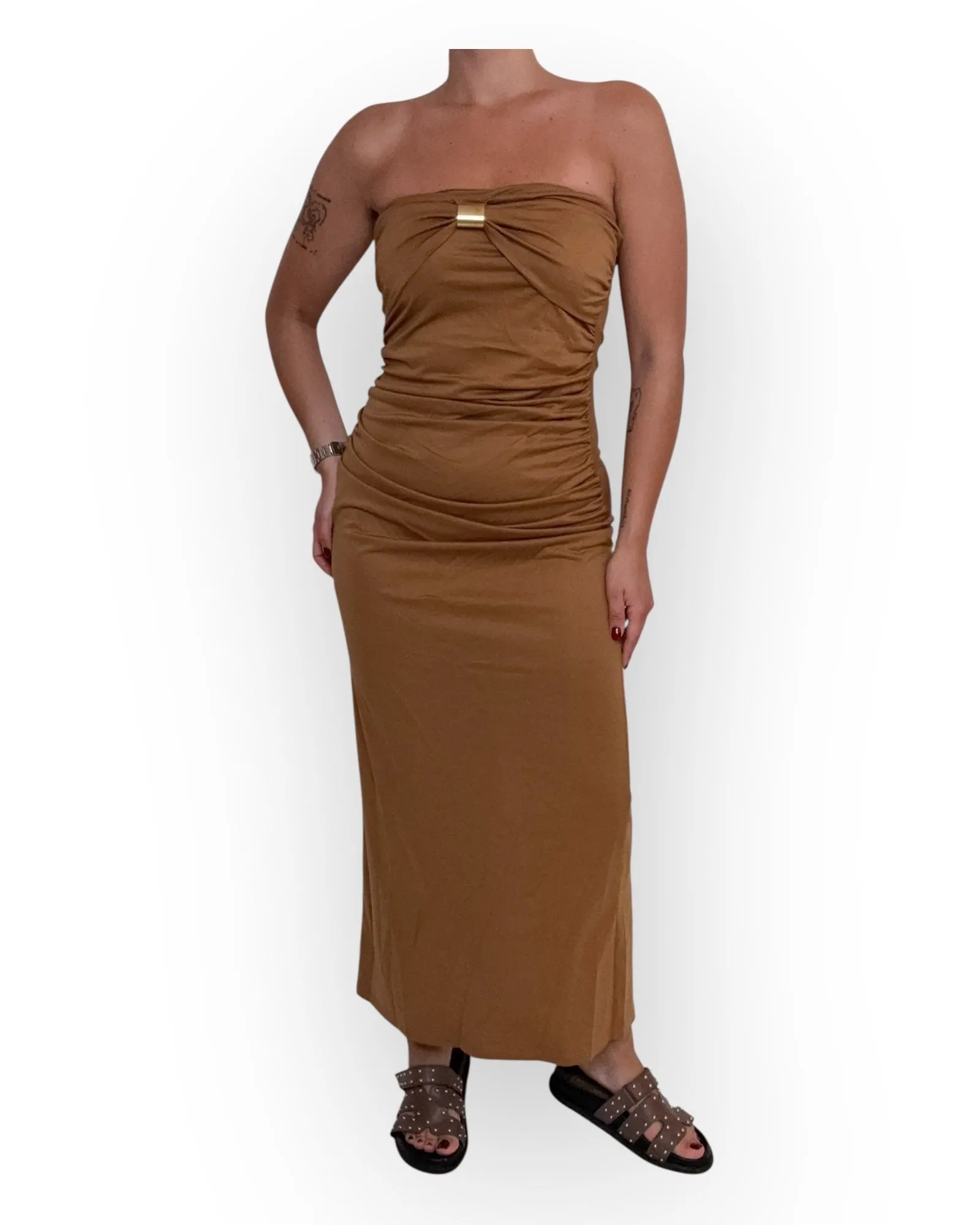 XJ1512 - ABITO - Tensione in