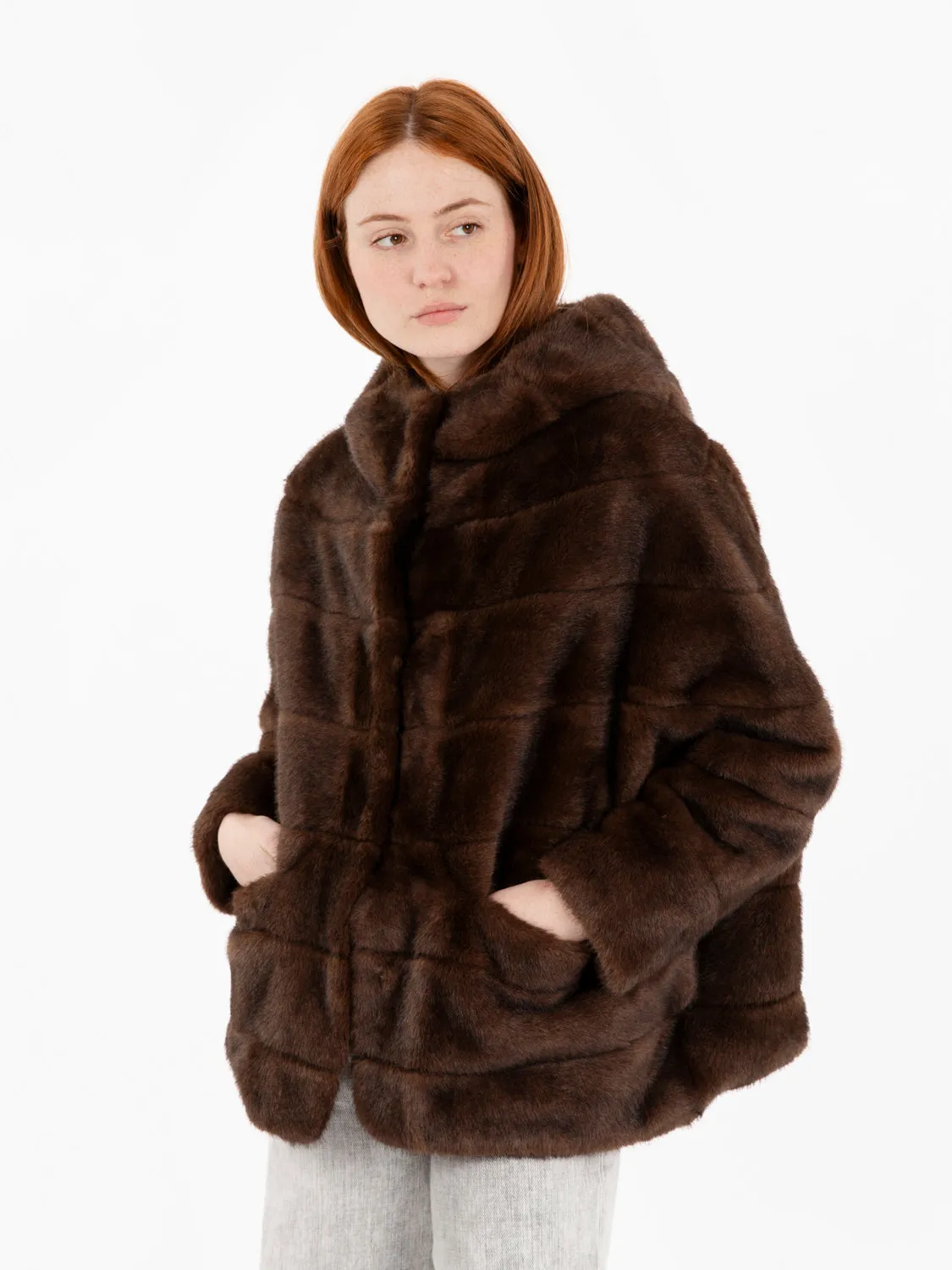 Ecopelliccia con cappuccio moro